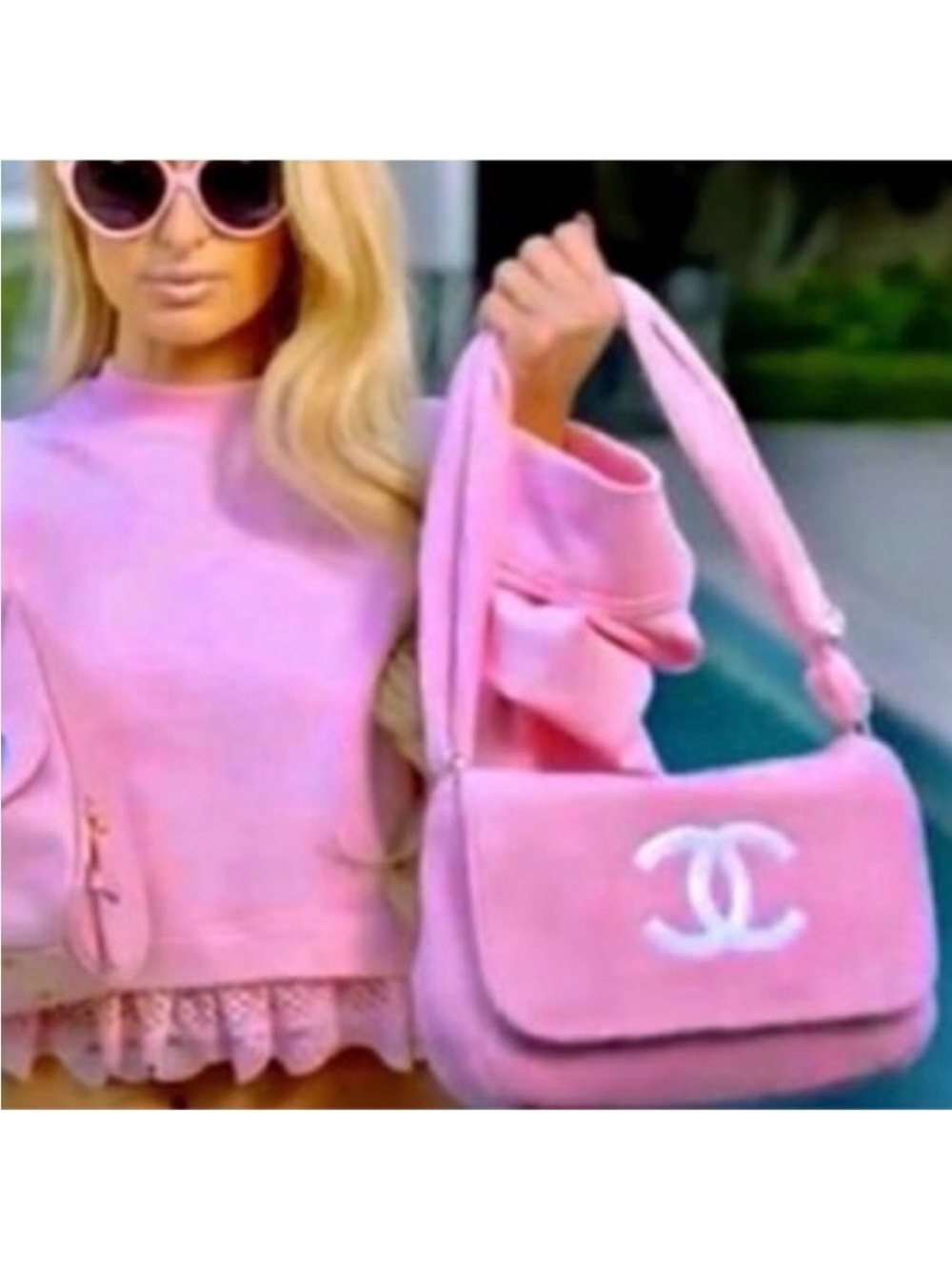 CHANEL Pink Plush Shoulder Bag with White CC Logo VIP GWP - Picture 1 of 12